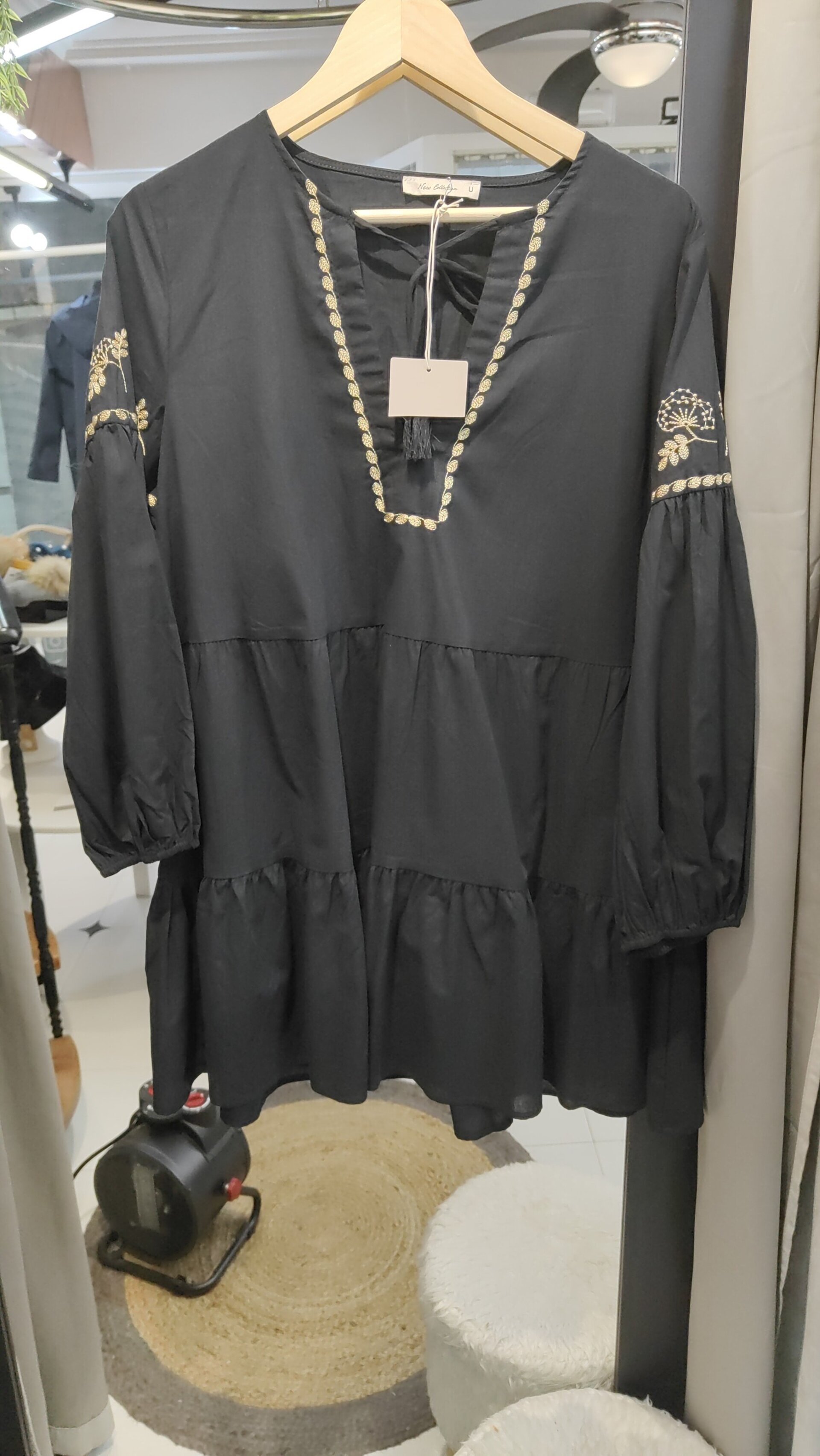 VESTIDO BORDADO LISA - 4