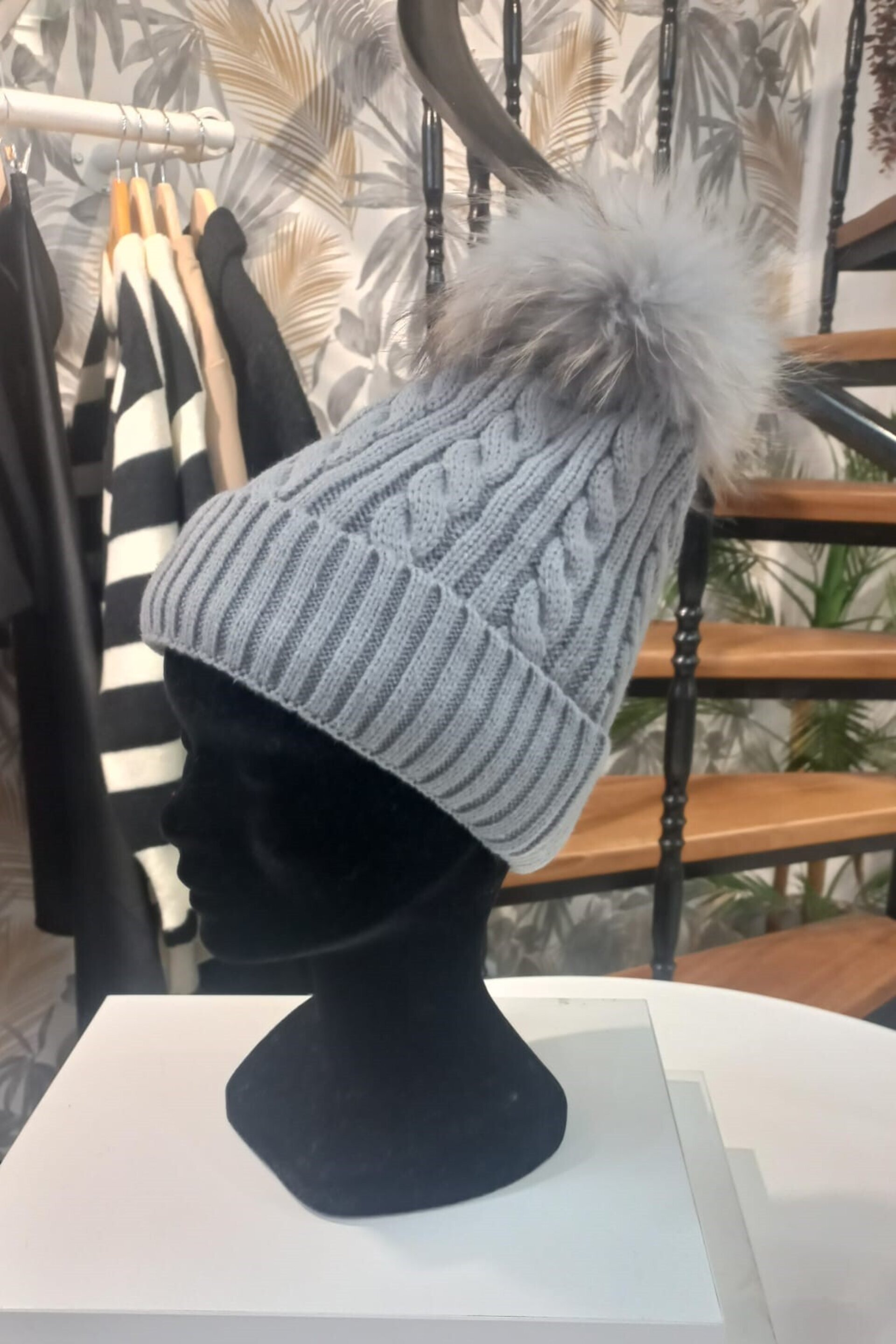 GORRO POMPÓN - 2