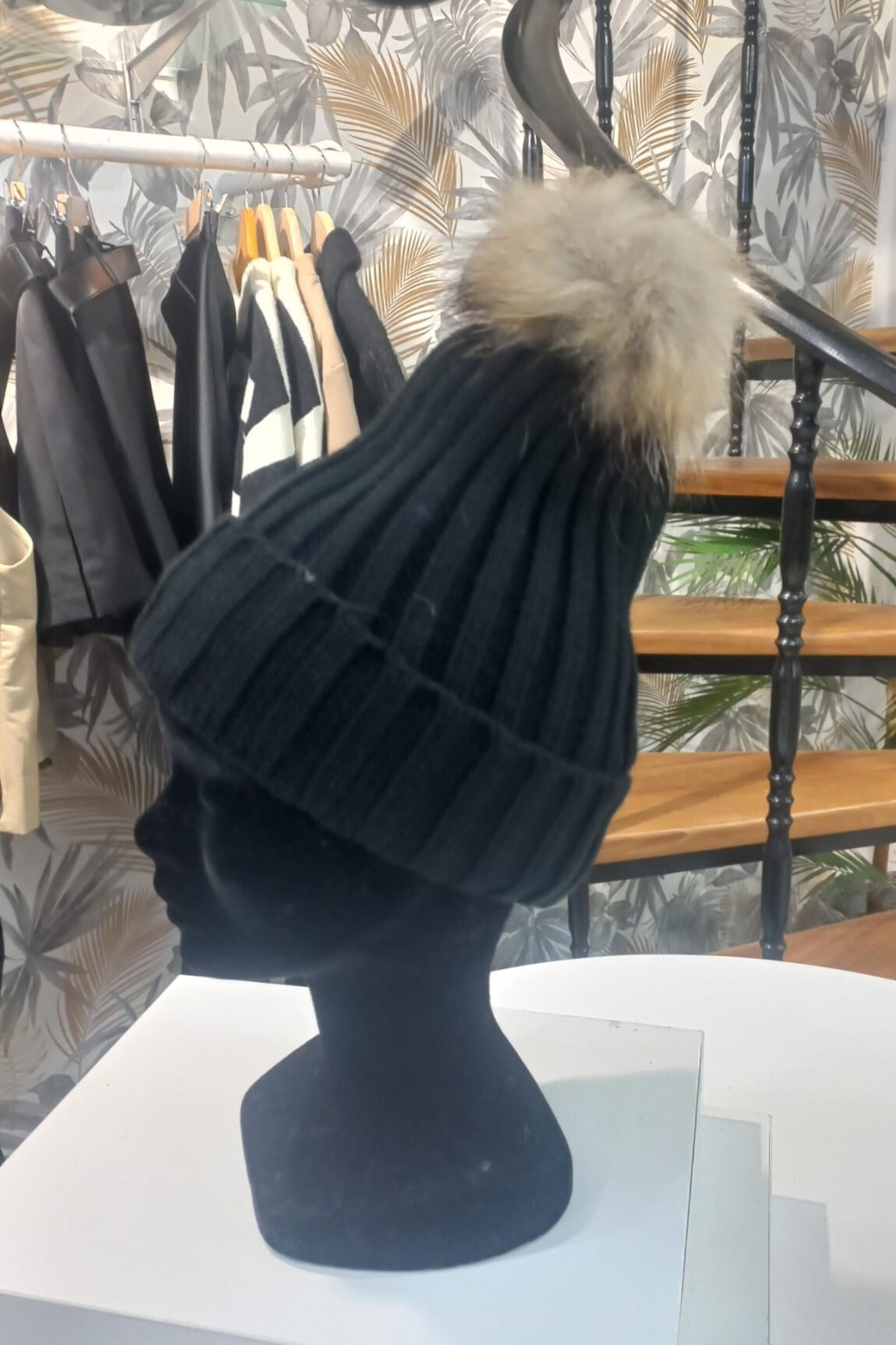 GORRO POMPÓN - 6