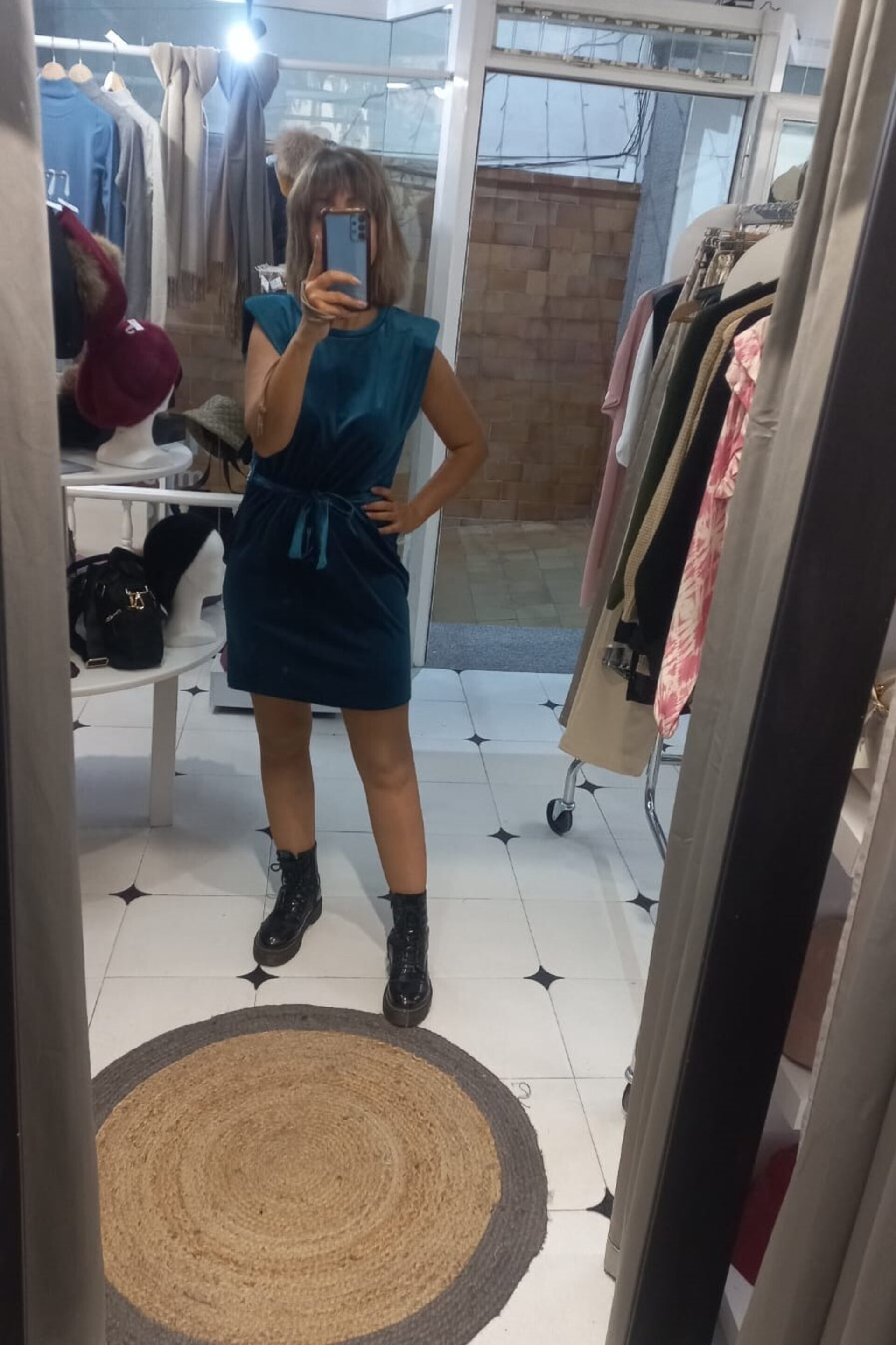 VESTIDO TERCIOPELO YASMÍN - 4